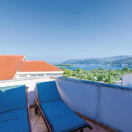 Three-bedroom In Dubrovnik